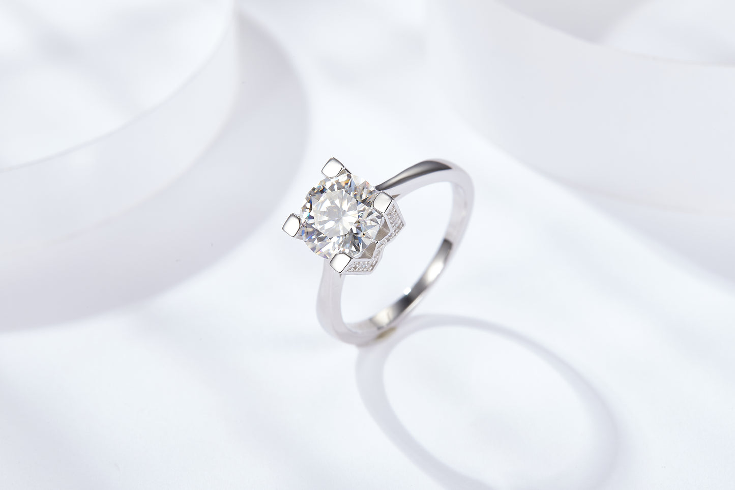 [TW] [NEW ARRIVAL][#Link 05] 2 Carat W&H S925 Sterling Silver Moissanite Ring