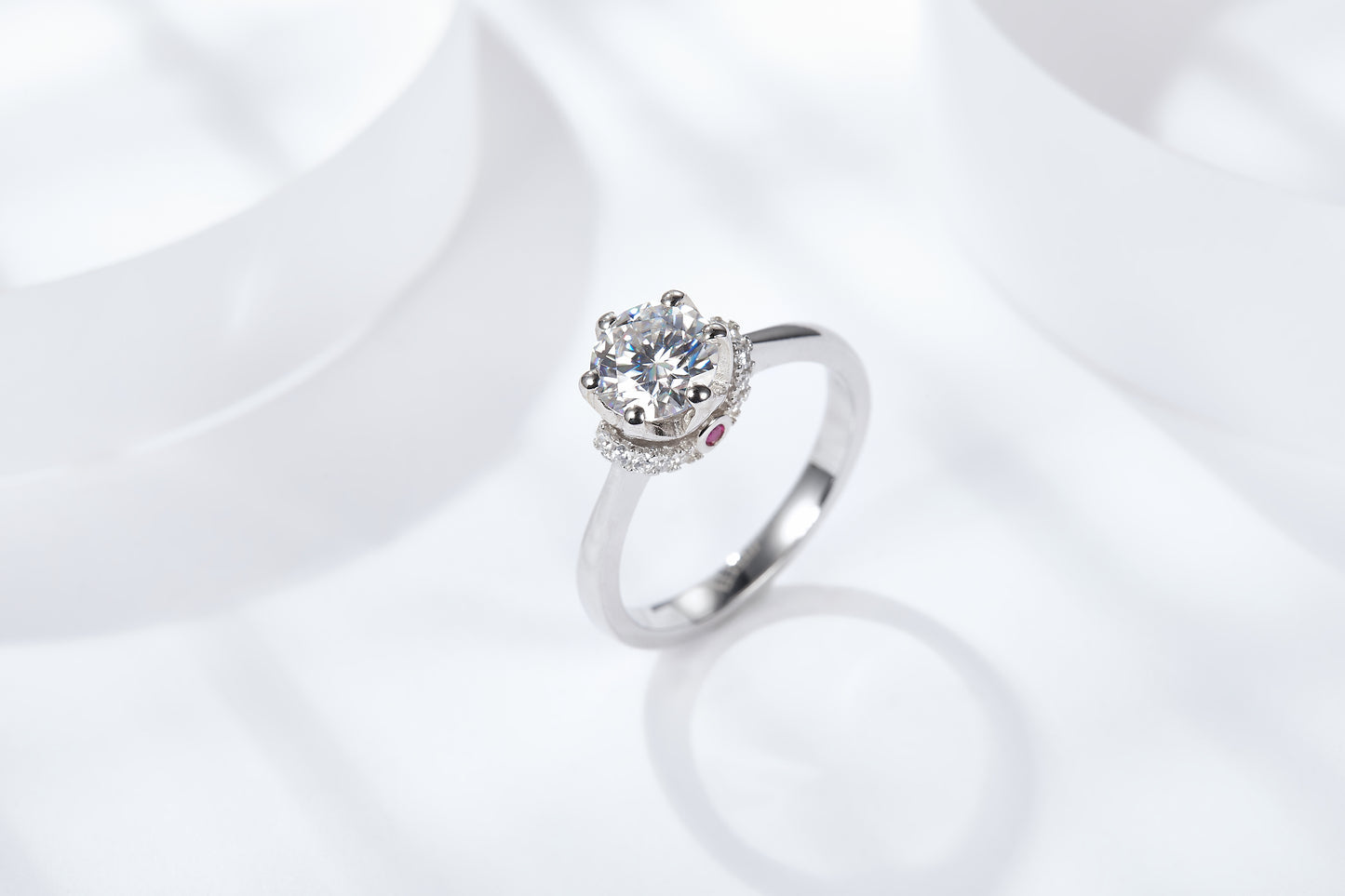 [TW] [#Link 23] 1 Carat Crown Red Stone Ring S925 Sterling Silver Romantic Wedding Rings